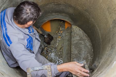 Drain and sewer maintenance